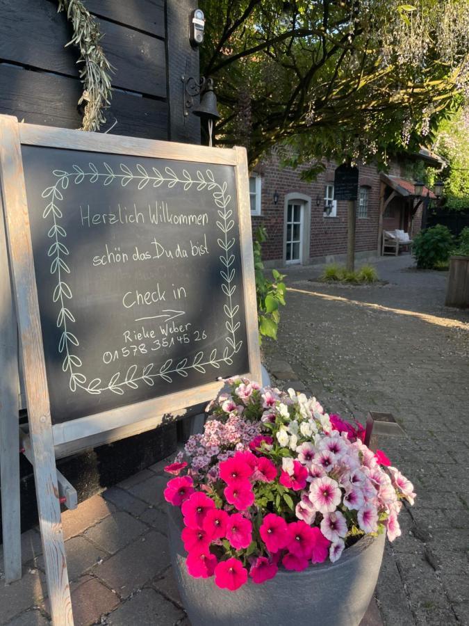 Weberhof - Muenster Apartment ภายนอก รูปภาพ